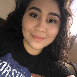 Meet your Posher, Katia